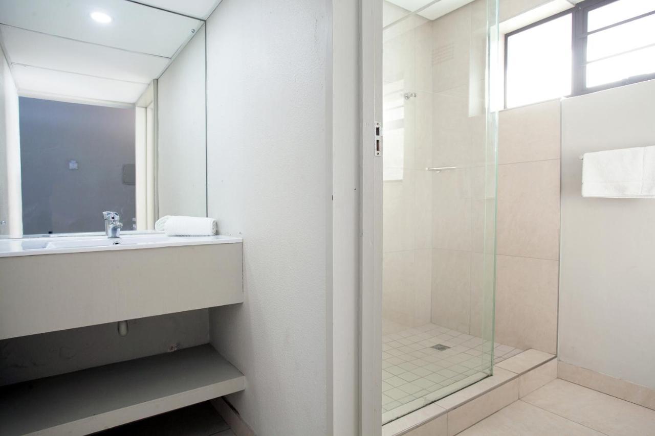 Marine Lodge East London Εξωτερικό φωτογραφία